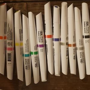 36 Winsor and Newton Pigment Markers